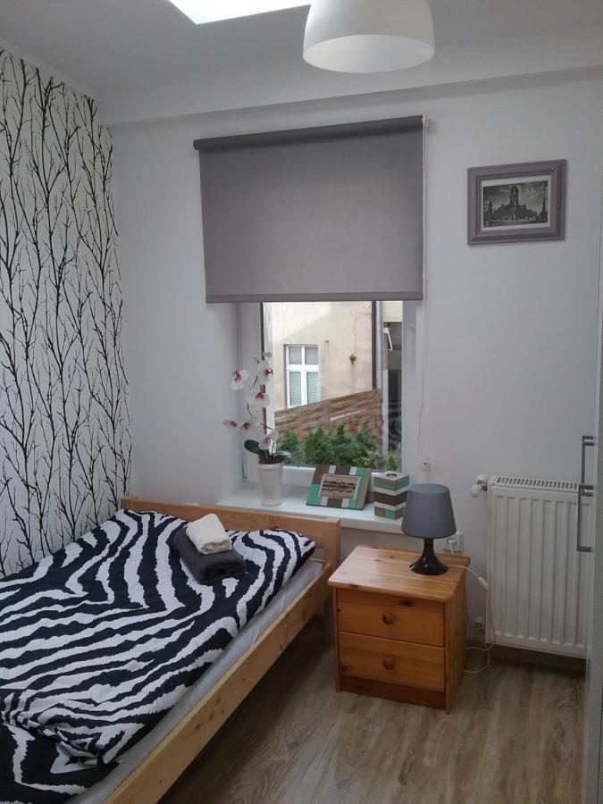 Pokoje Mlodziezowe Apartment Torun Luaran gambar