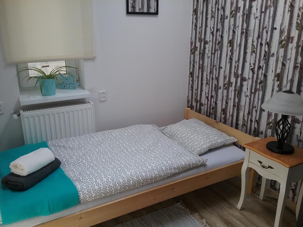 Pokoje Mlodziezowe Apartment Torun Luaran gambar